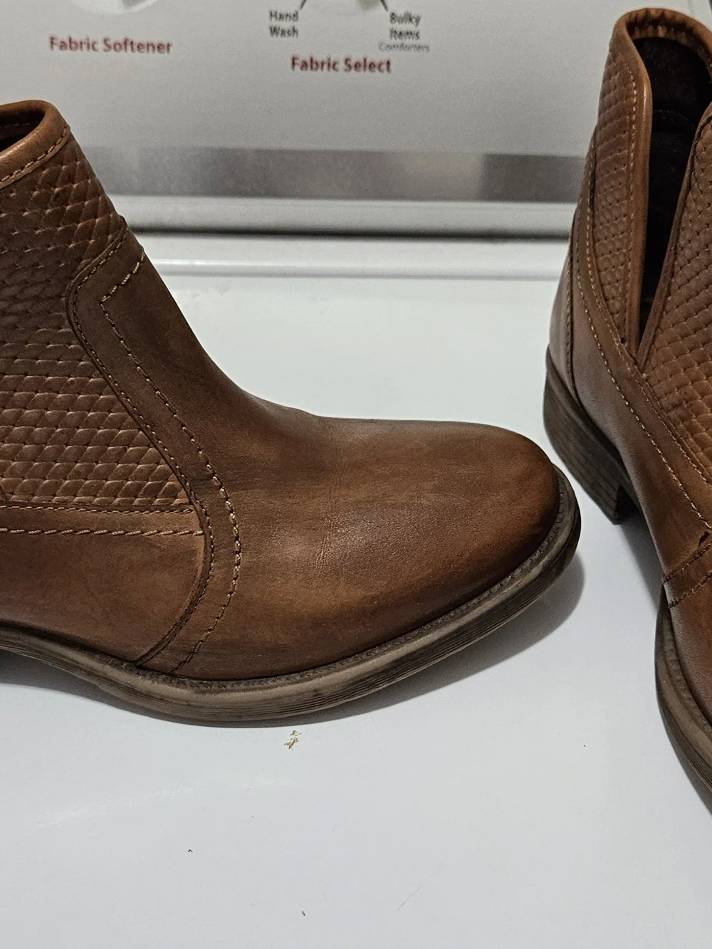 Roan Womens Brown Leather Cutout Ankle Boots Size 7